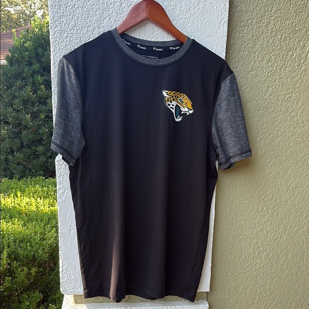 Jacksonville Jaguars Men’s Fanatics Black and Gray Short Sleeve Tee